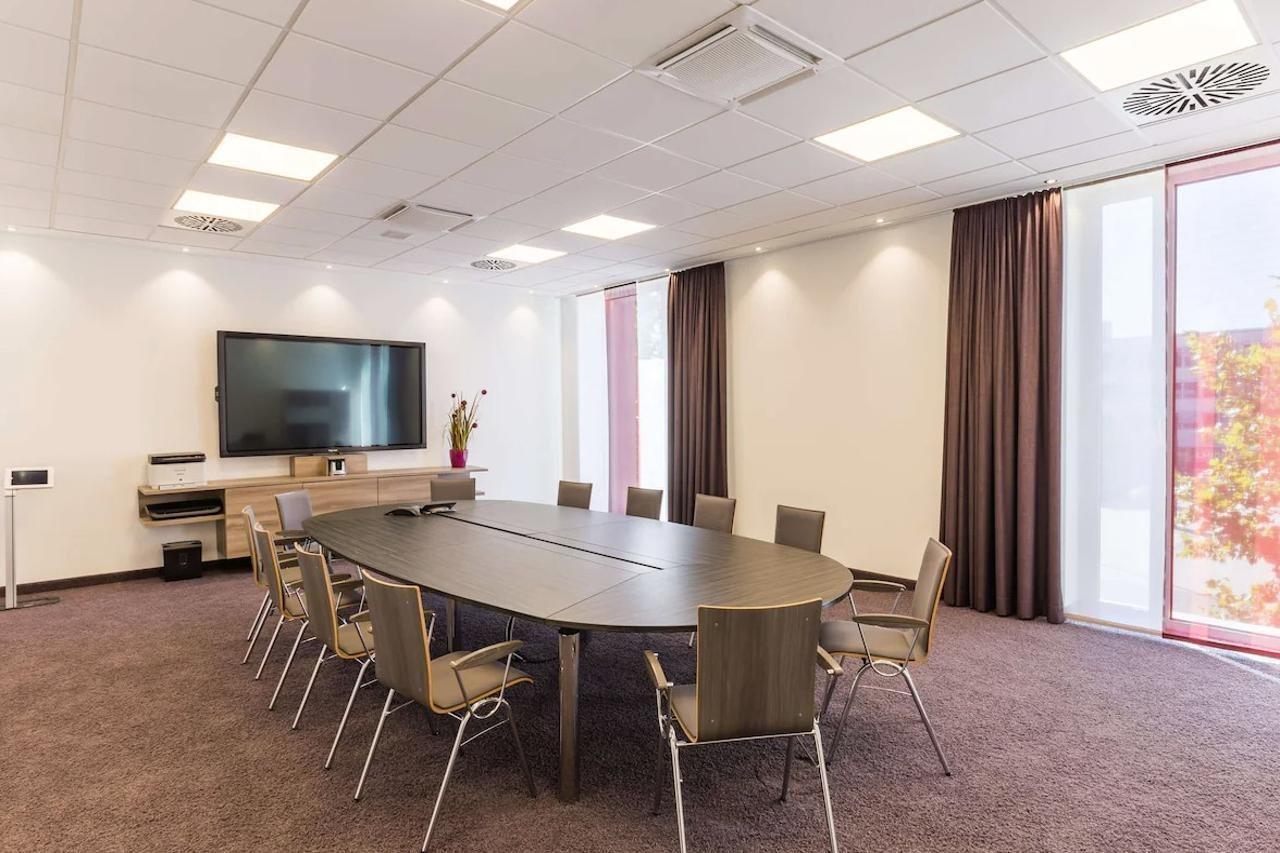 Park Inn By Radisson Neumarkt นอยมาร์คท์ อิน แดร์ โอเบอร์พฟัลซ์ ภายนอก รูปภาพ