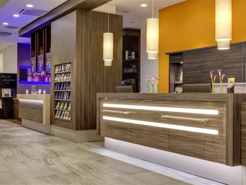 Park Inn By Radisson Neumarkt นอยมาร์คท์ อิน แดร์ โอเบอร์พฟัลซ์ ภายนอก รูปภาพ